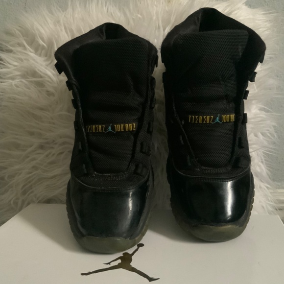 “Gamma blue” Jordan retro 11s - Picture 3 of 8